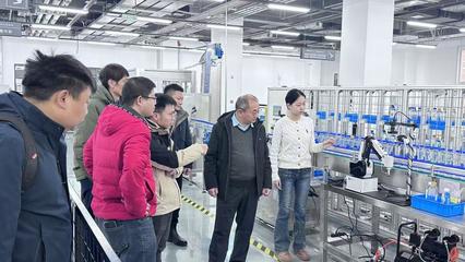 揚州經濟技術開發區科技局李俊副局長一行訪問機械工程學院，共促工程與技術研究發展